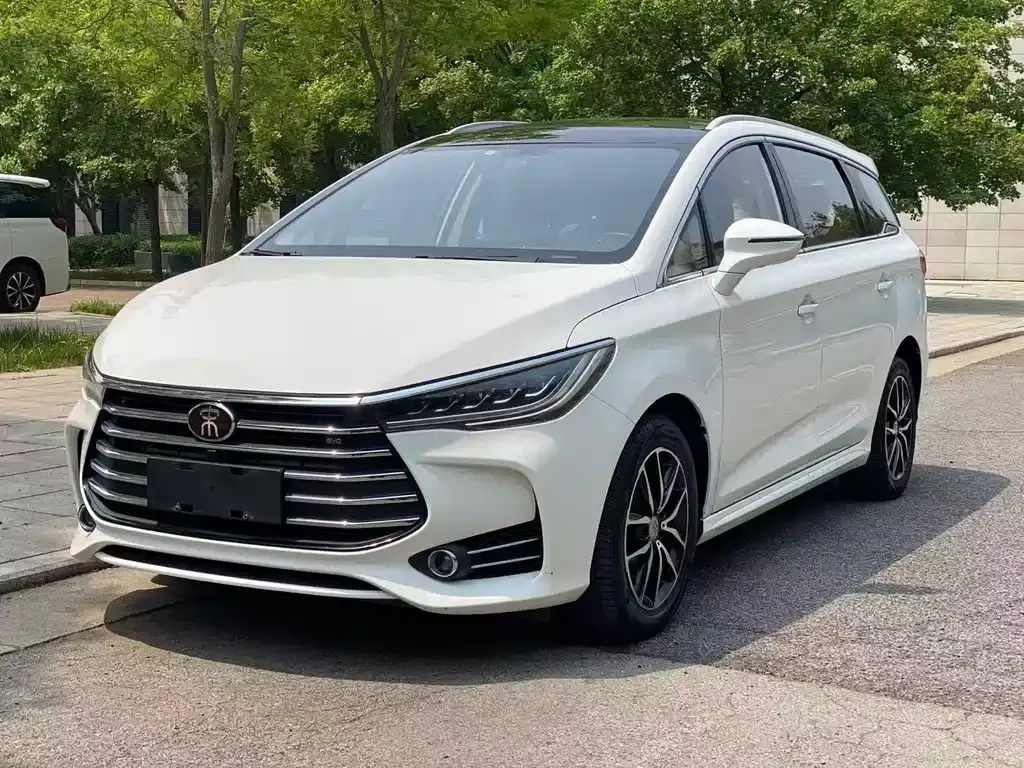 Song MAX 2017 1.5T automatic smart connection elite 7 seats
