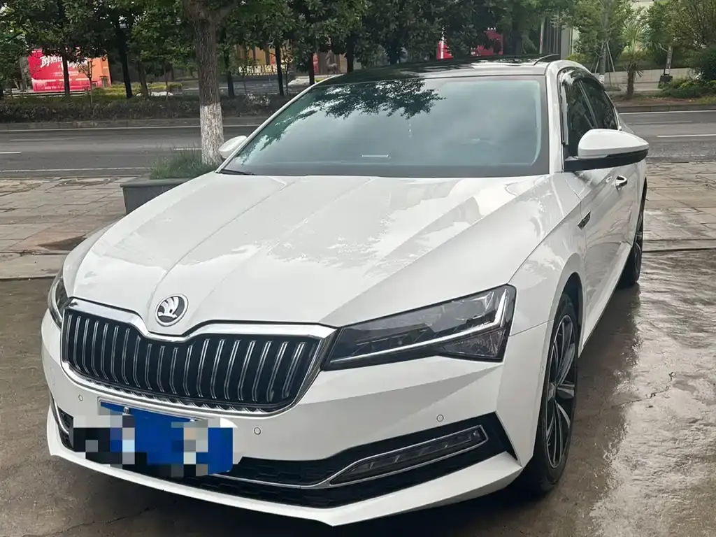 Superb 2022 TSI280 DSG Exclusive Edition