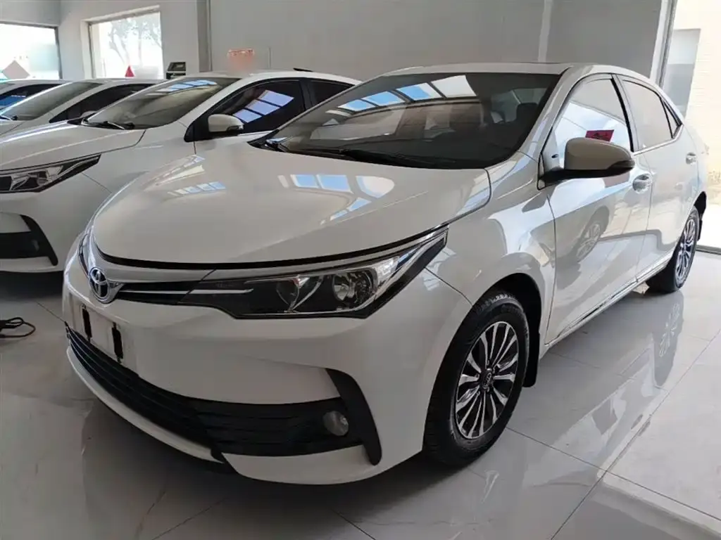 Corolla 2017 facelift 1.2T S-CVT GL-i