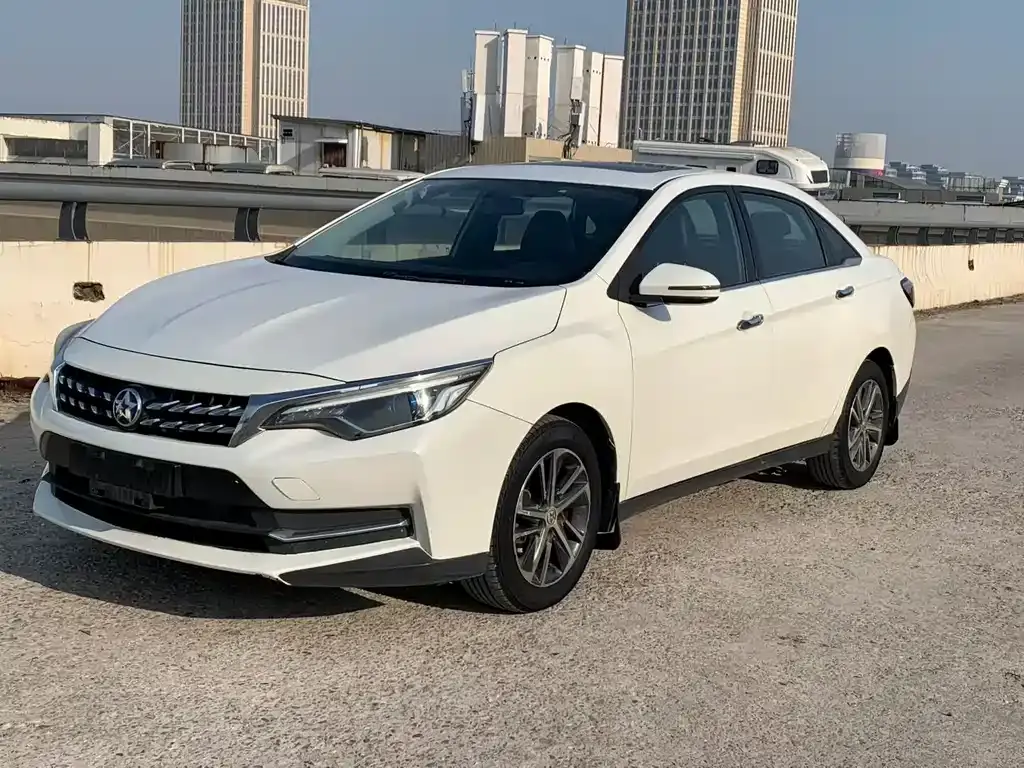 Venucia D60 2019 Model 100,000 Glory 1.6L XL CVT Chenku Edition National V