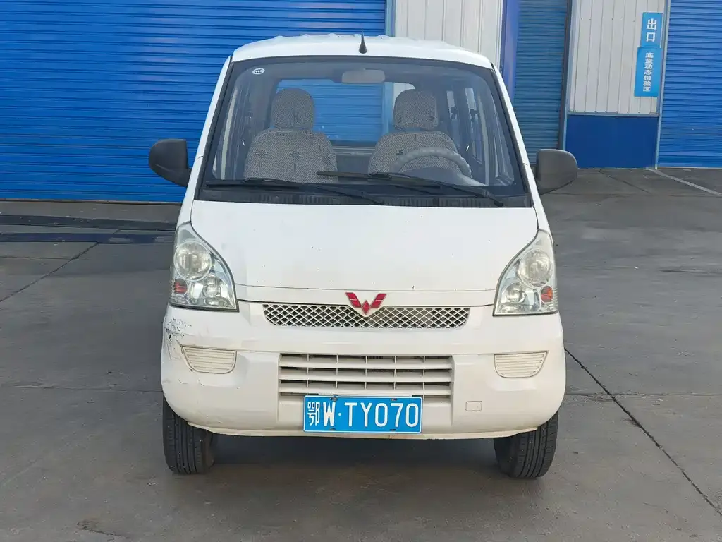 Wuling Rongguang 2014 1.2L S basic model