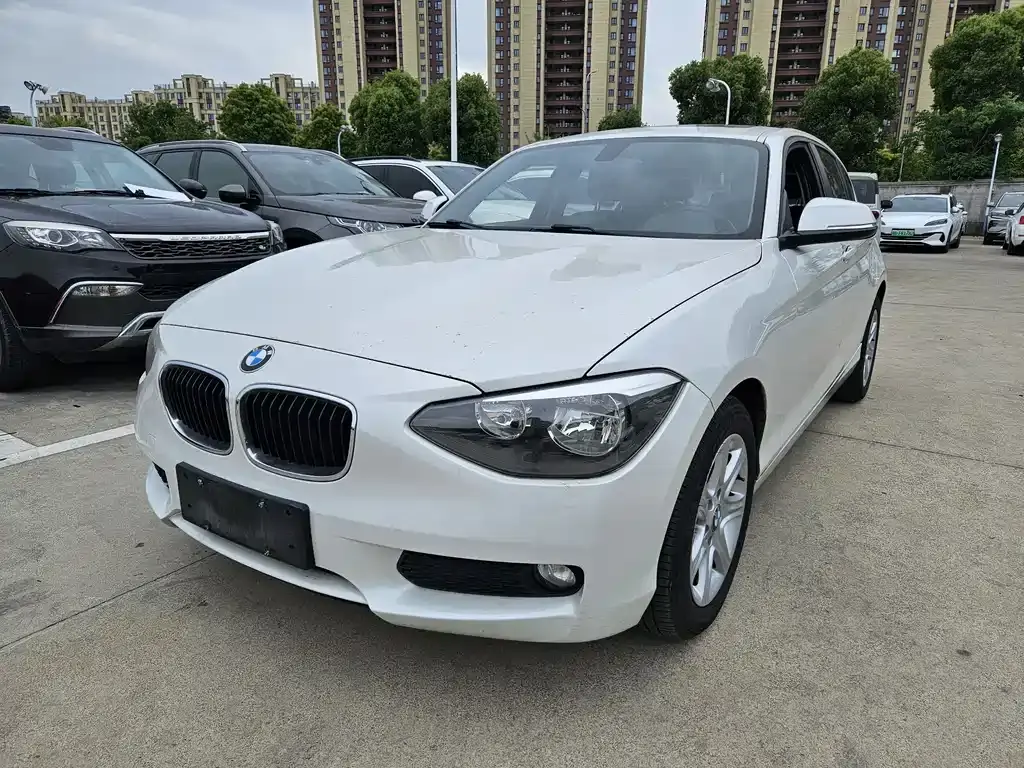 BMW 1 series imported 2013 facelift 116i leading model