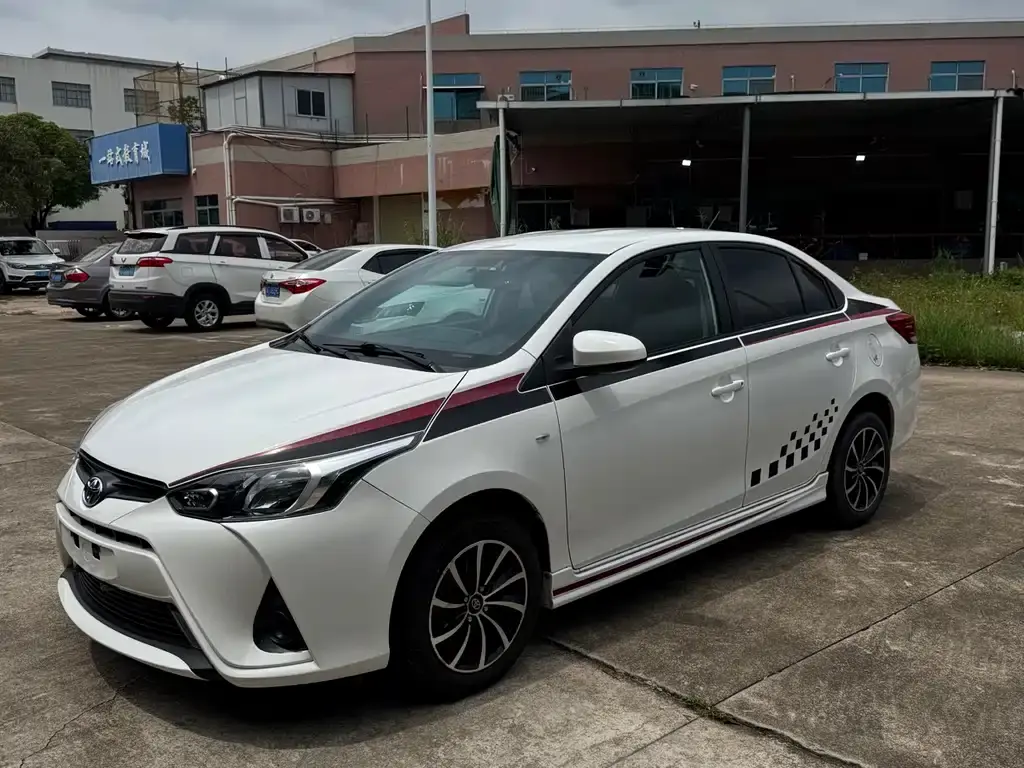 YARiS L 2018 1.5E CVT Champion Limited Edition