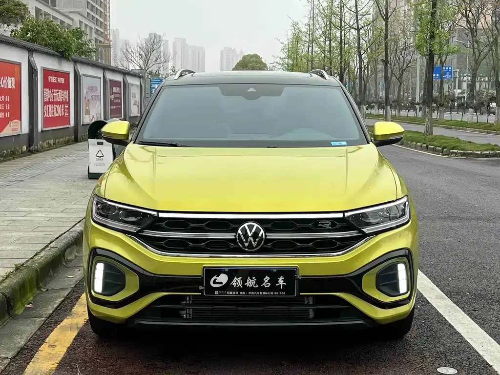 T-ROC 2023 300TSI DSG two-wheel drive starlight version