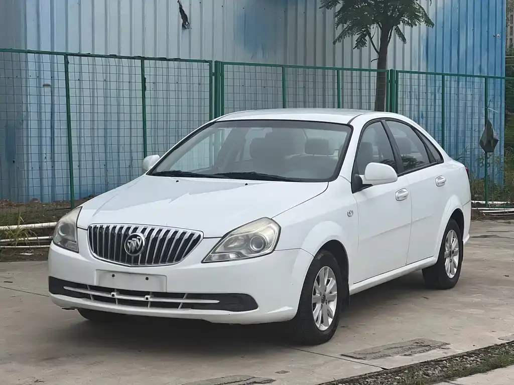 Excelle 2015 1.5L automatic classic