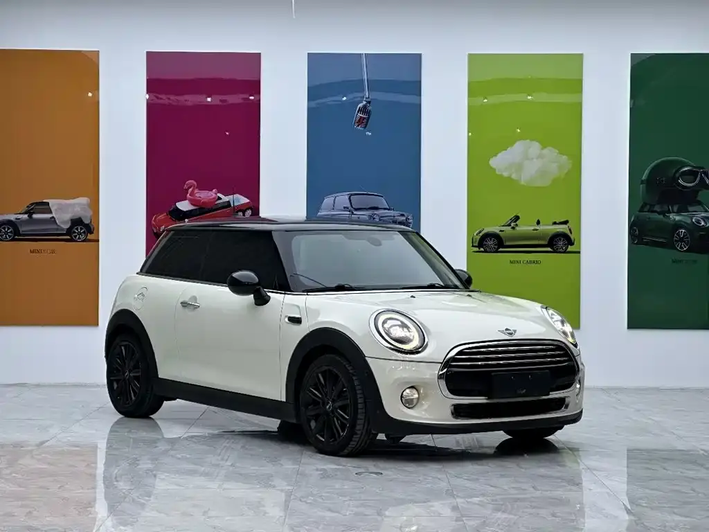 MINI 2018 1.5T COOPER Artist