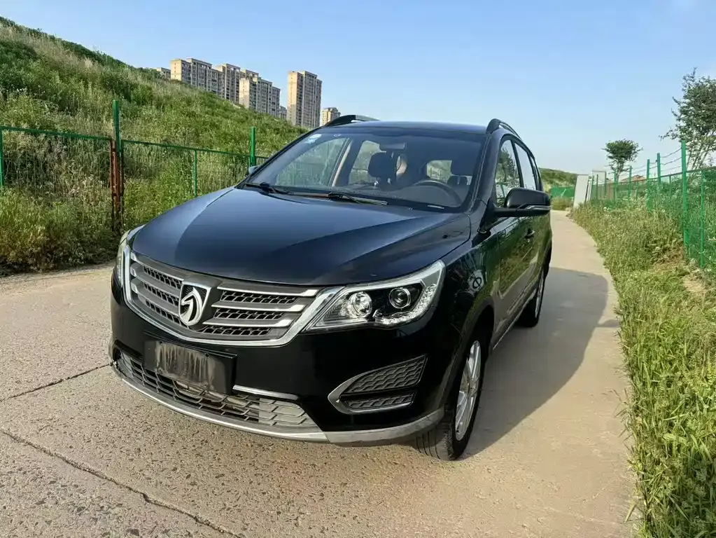 Baojun 560 2016 1.8L manual value model