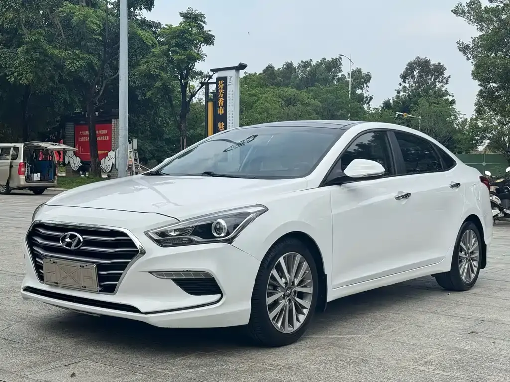 Mingtu 2017 1.8L automatic intelligent GLS National V