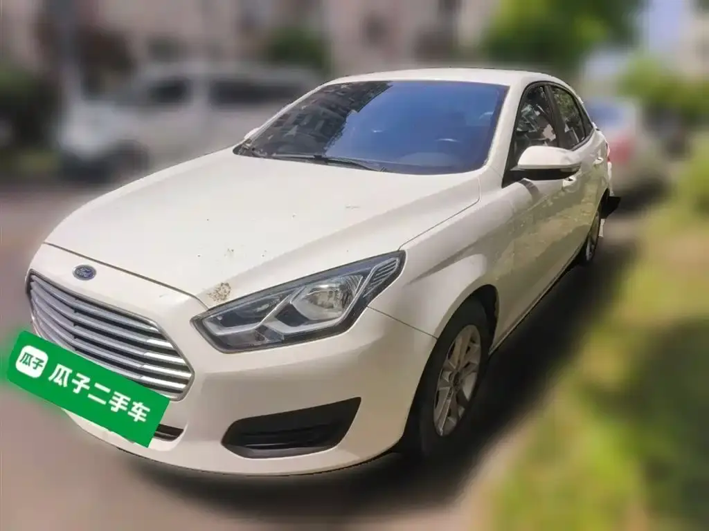 Escort 2019 facelift 1.5L automatic quality model (tire pressure monitoring) National VI