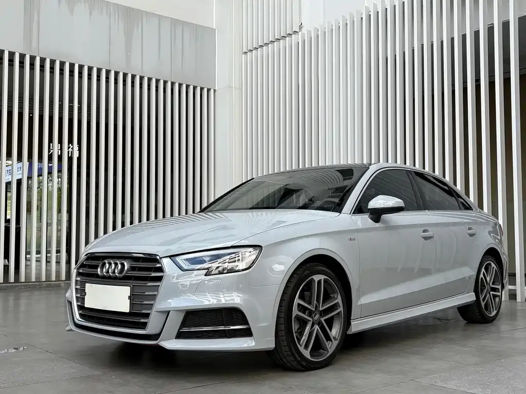 Audi A3 2020 Limousine 35 TFSI Sports National VI