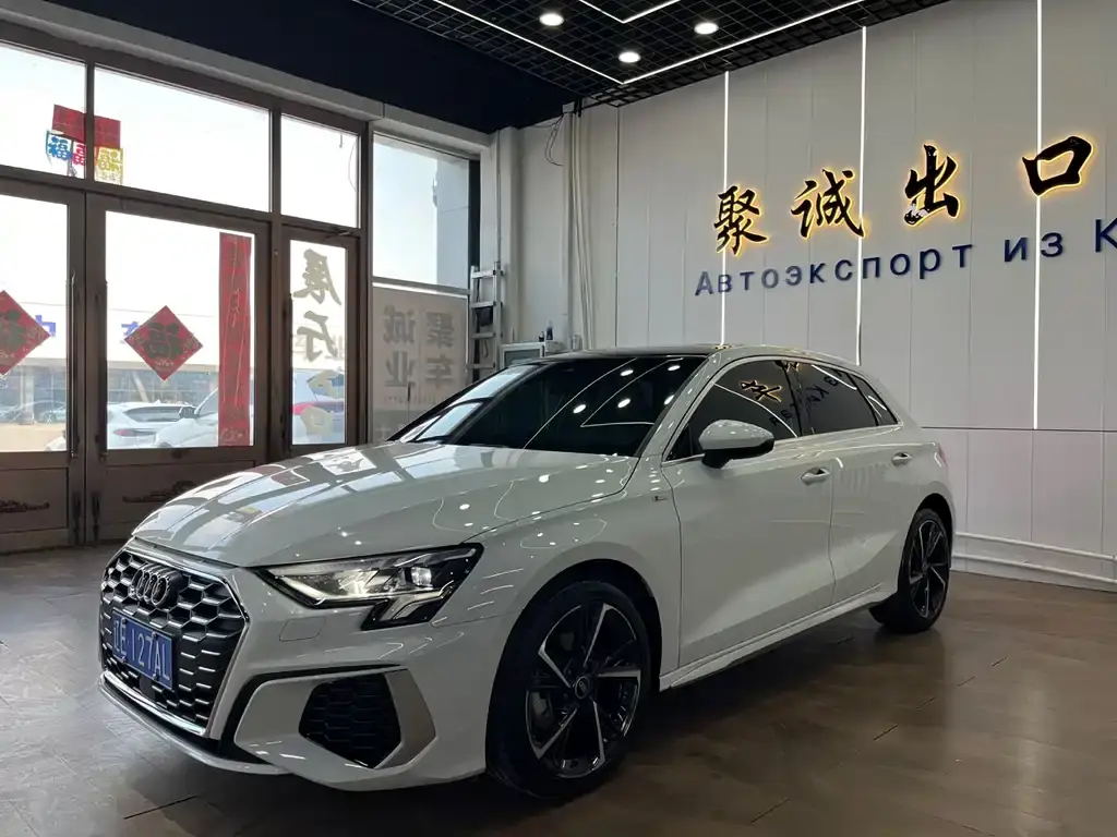 Audi A3 2022 Sportback 35 TFSI stylish and sporty