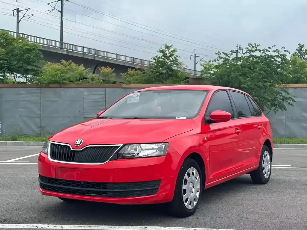 Xindong 2014 1.6L automatic enjoyment version