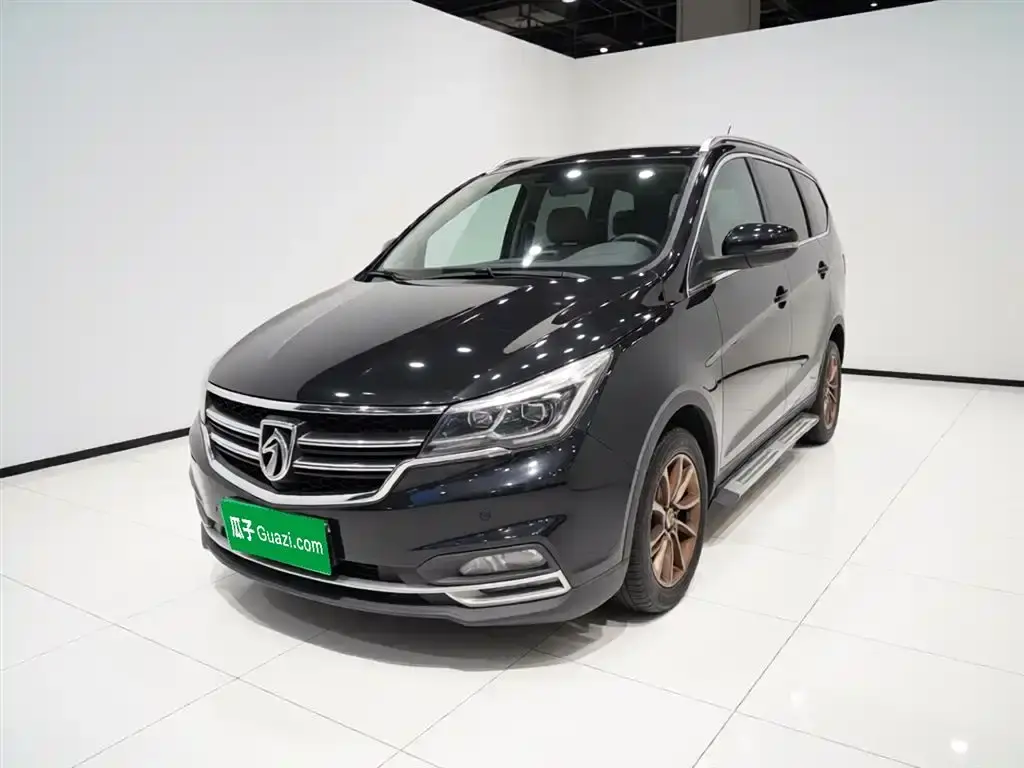 Baojun 730 2017 1.8L iAMT exclusive model 7 seats