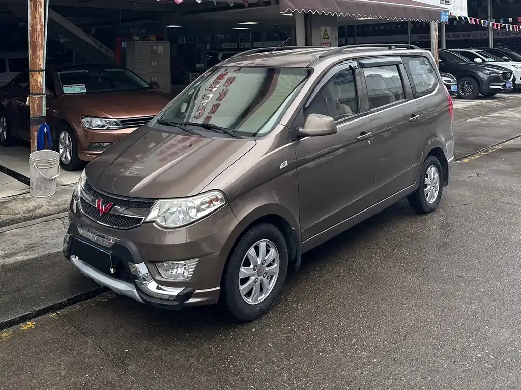 Wuling Hongguang 2016 1.5L facelift S comfort model
