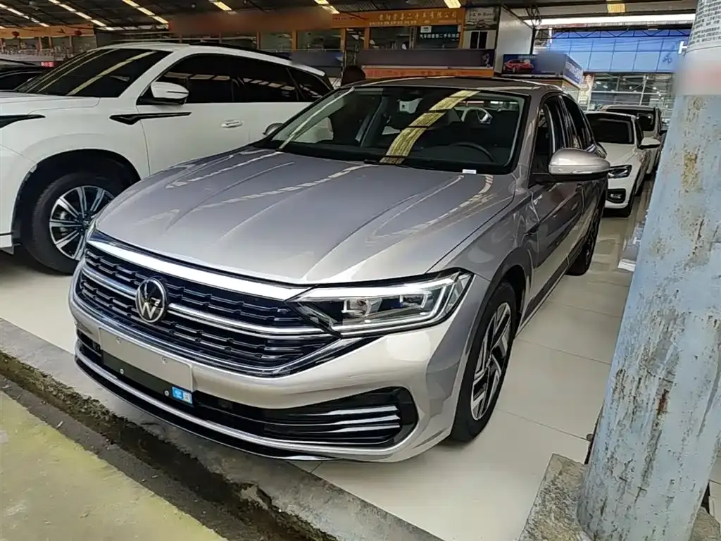 Sagitar 2025 300TSI DSG Super Edition