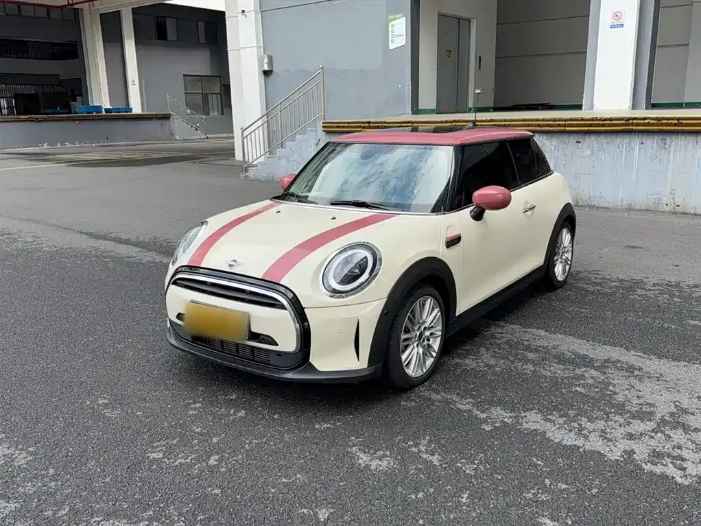 MINI 2022 facelift 1.5T COOPER Classic
