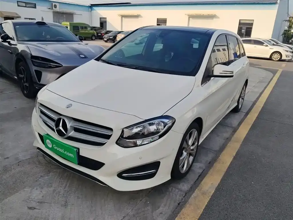 Mercedes-Benz B-Class 2015 B 200 Dynamic