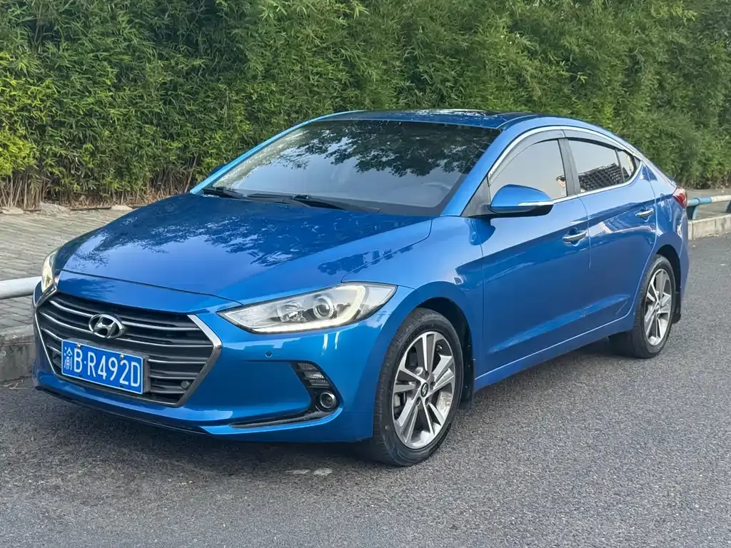 Lingdong 2016 1.6L automatic smart luxury model