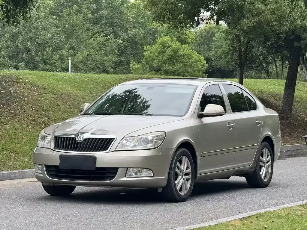 Octavia 2013 1.6L automatic Yijun version