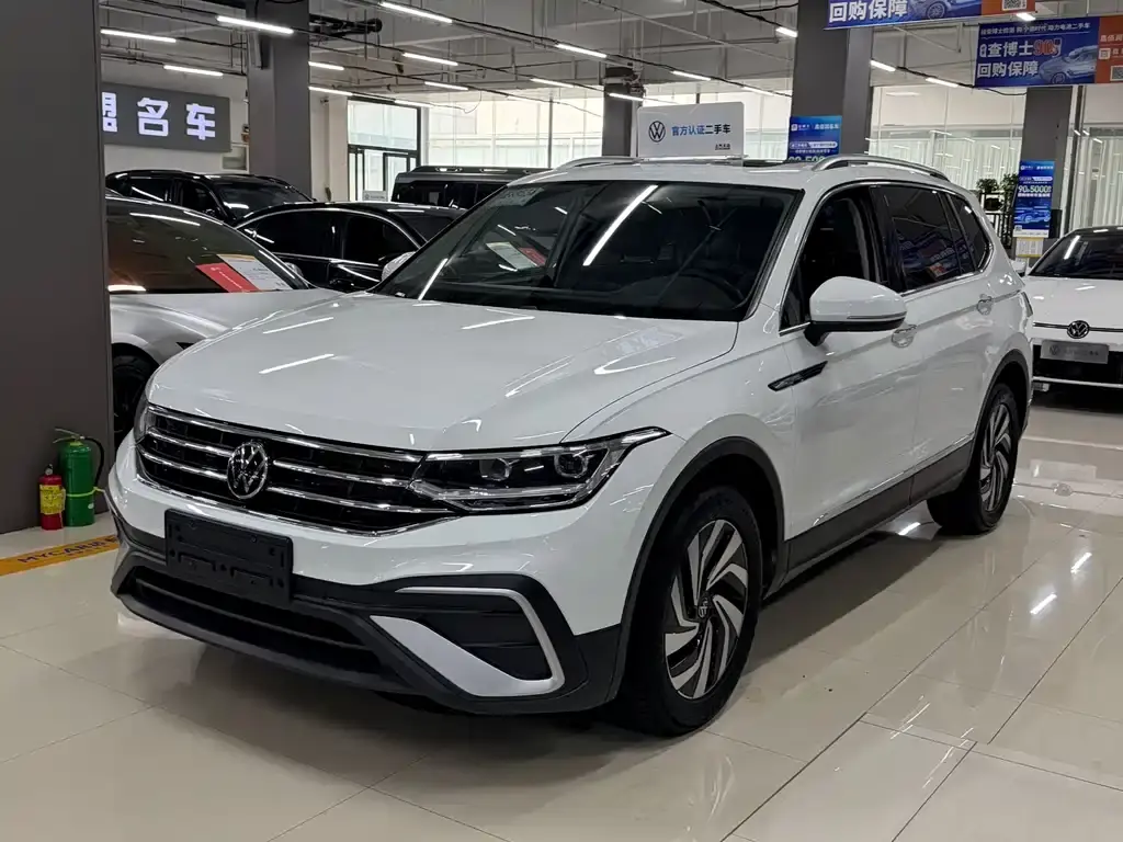 Tiguan L 2023 280TSI automatic two-wheel drive Chaochuang limited edition
