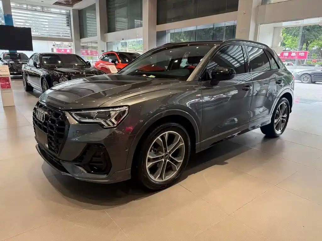 Audi Q3 2023 35 TFSI Fashionable and Dynamic (1.4T)
