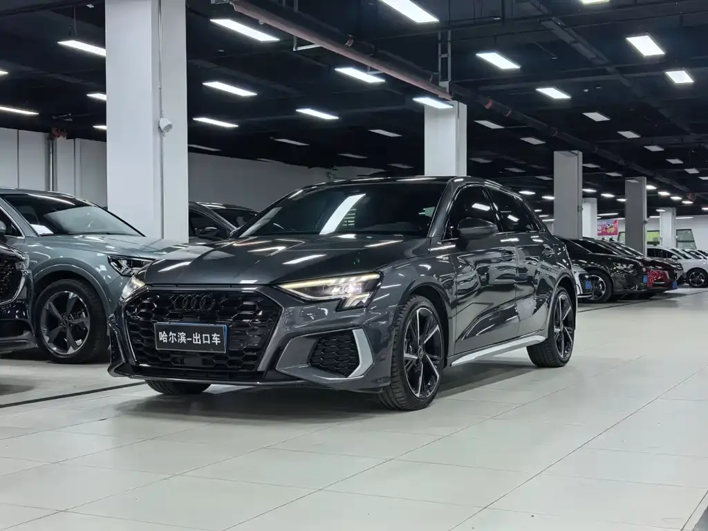 Audi A3 2023 facelift Sportback 35 TFSI stylish and sporty
