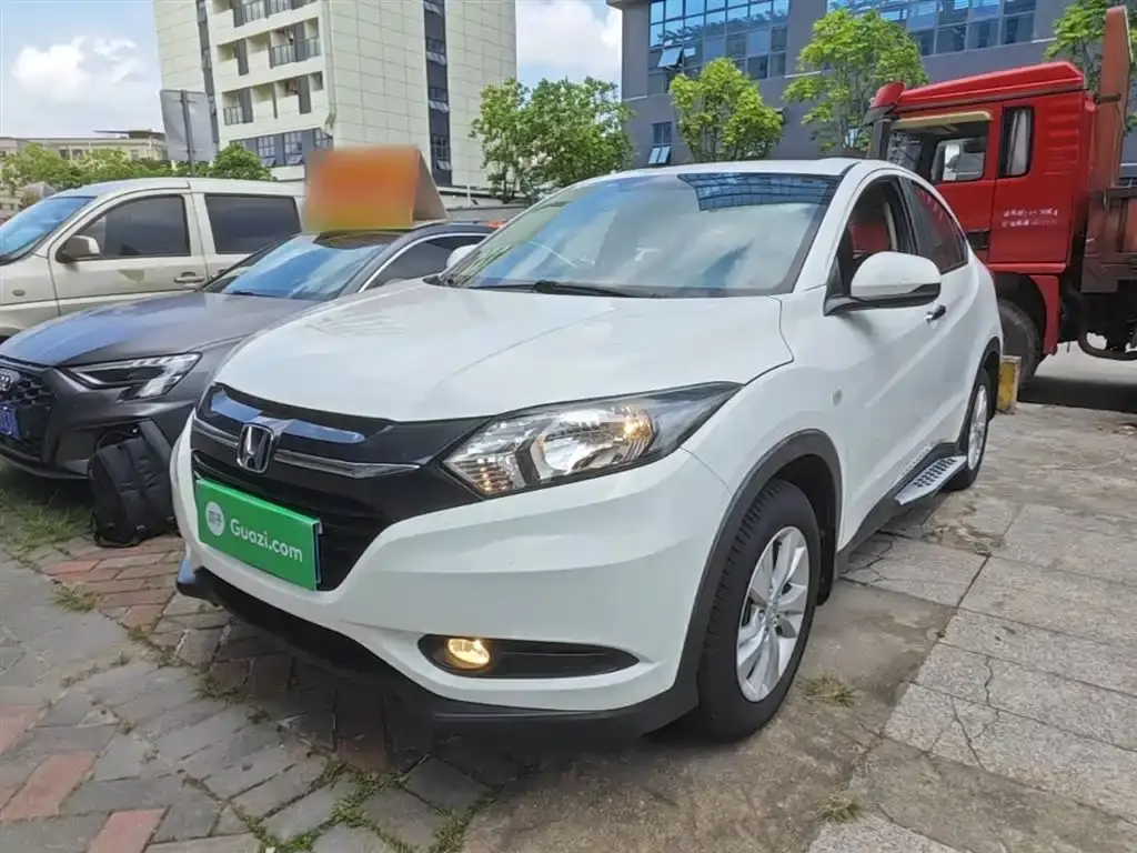 Binzhi 2015 1.5L CVT two-wheel drive comfort model