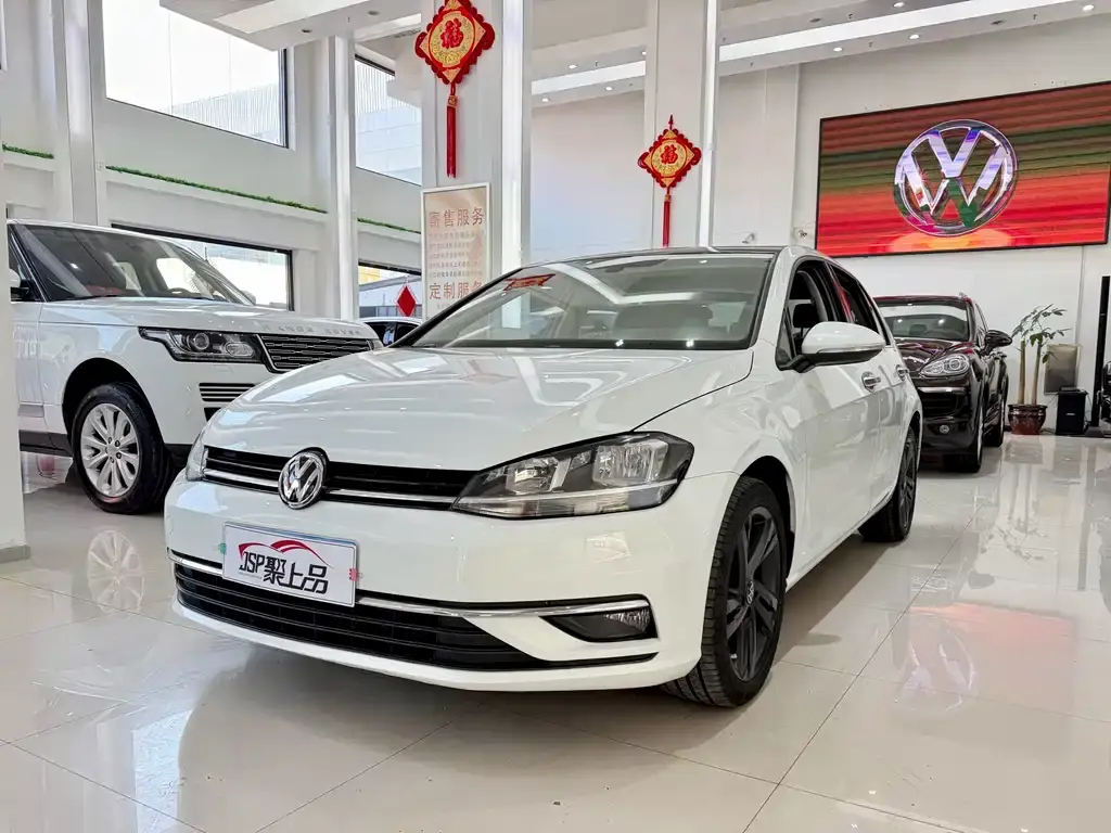 Golf 2018 230TSI automatic luxury model
