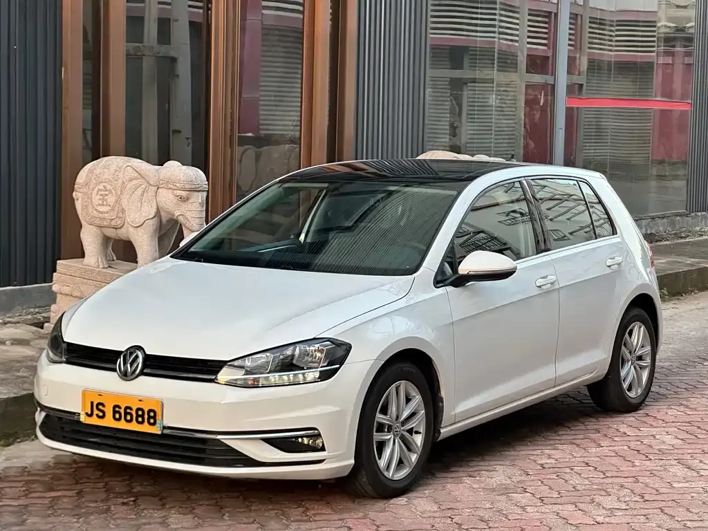 Golf 2019 200TSI DSG Comfort and Progress Edition National VI