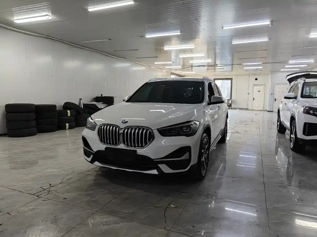 BMW X1 2022 sDrive20Li Fashion Model