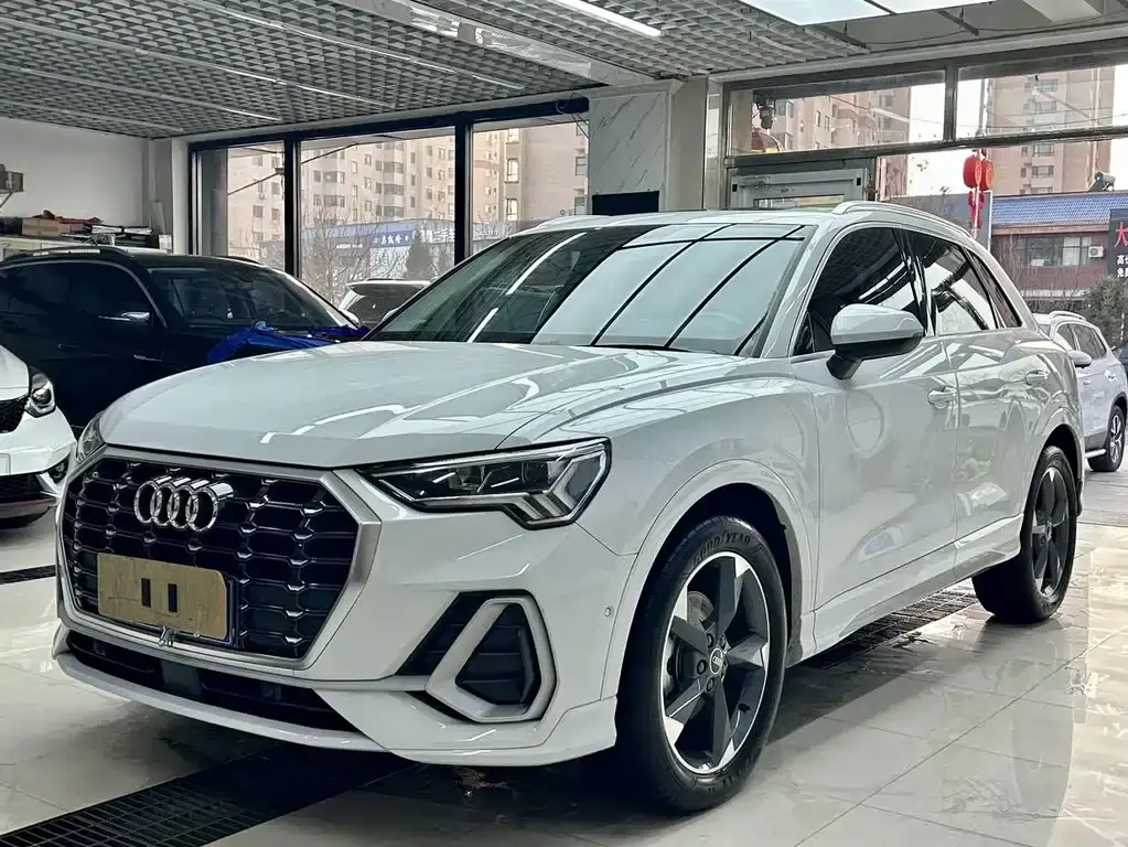 Audi Q3 2023 35 TFSI Fashionable and Dynamic (1.4T)