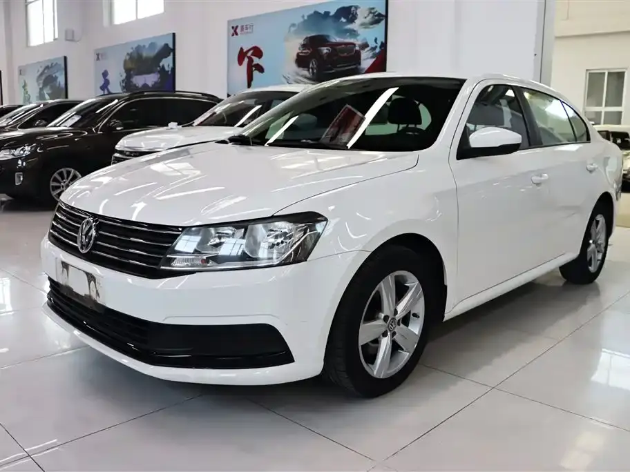 Lavida 2017 1.6L Manual Fashion Edition