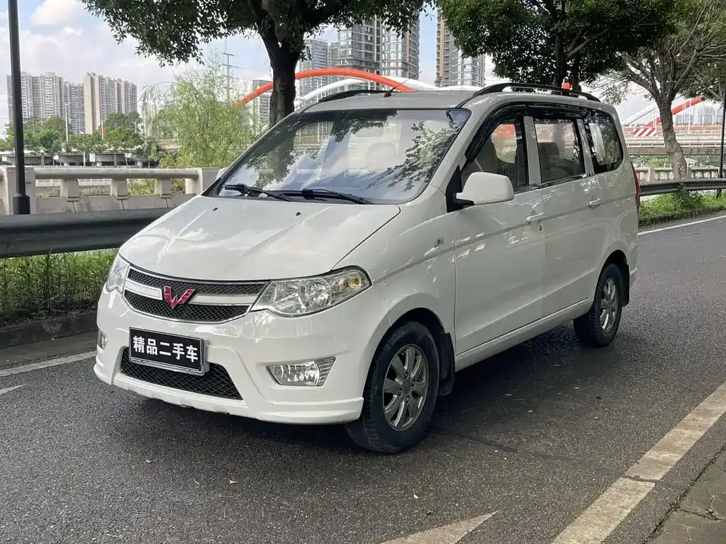 Wuling Hongguang 2016 1.5L facelift S comfort model