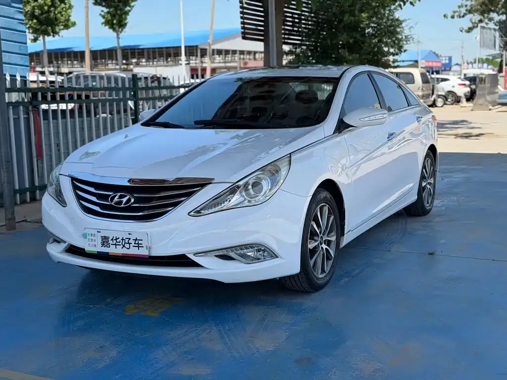 Sonata 2013 2.0L Automatic Deluxe Edition