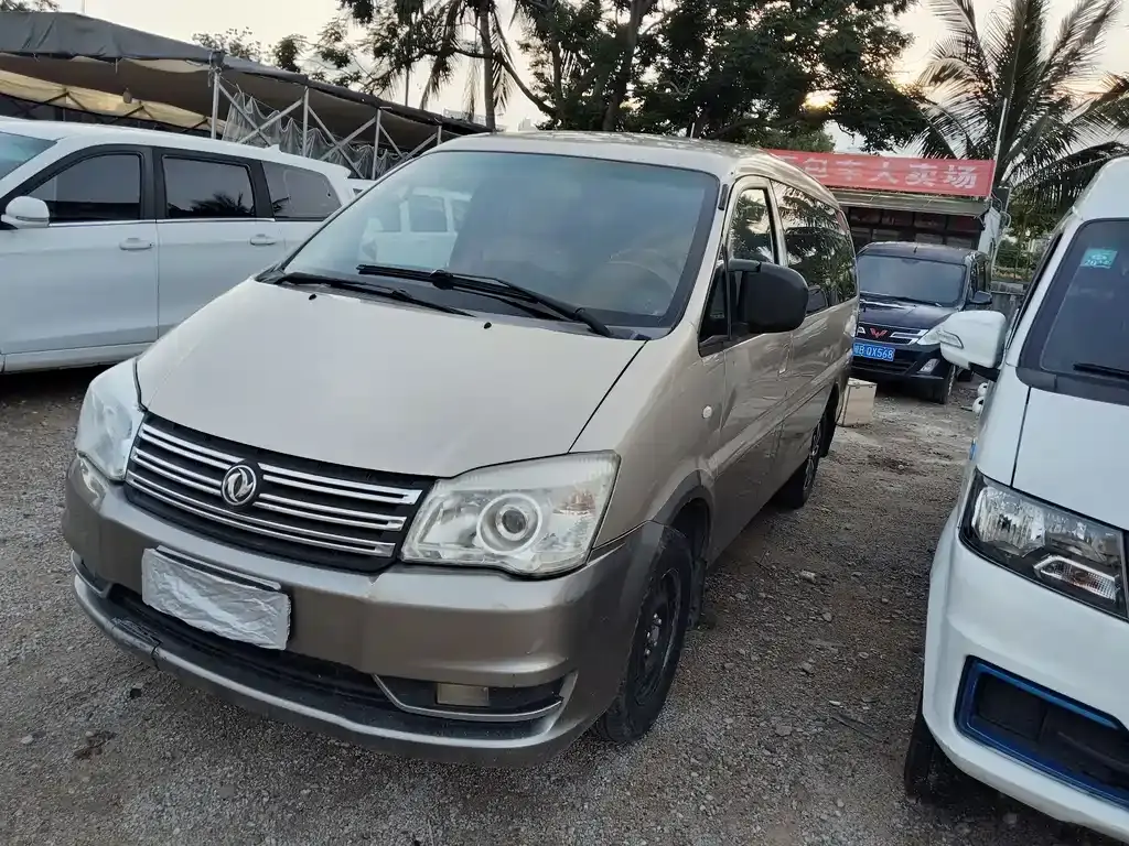 Lingzhi 2017 M3L 1.6L 7-seat comfort model