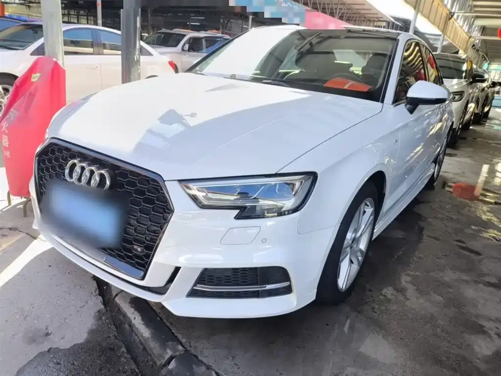 Audi A3 2020 Limousine 35 TFSI Fashion Type National VI