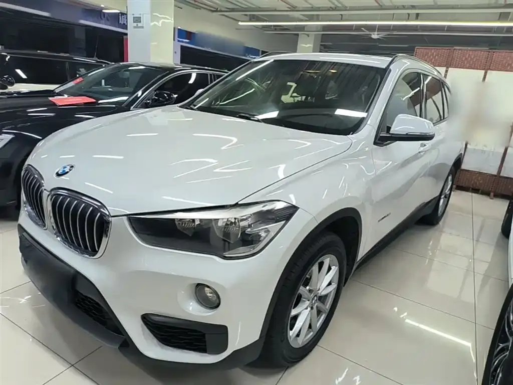 BMW X1 2016 sDrive18Li Fashion Model