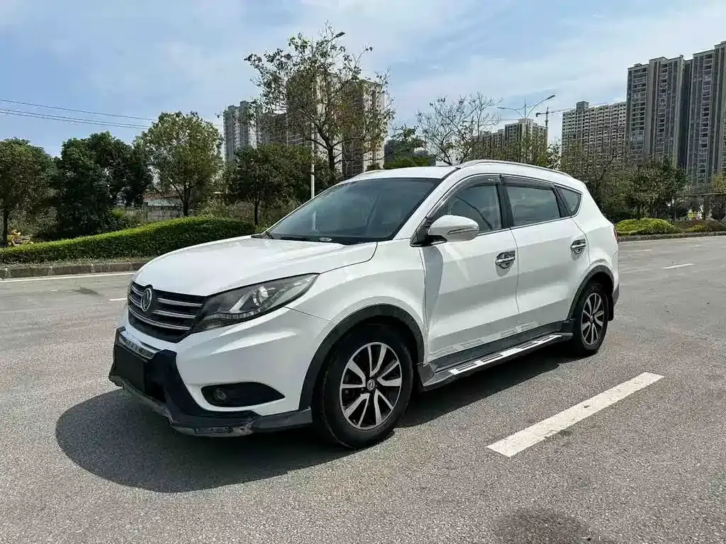 Fengguang 580 2016 facelift 1.5T CVT comfort model