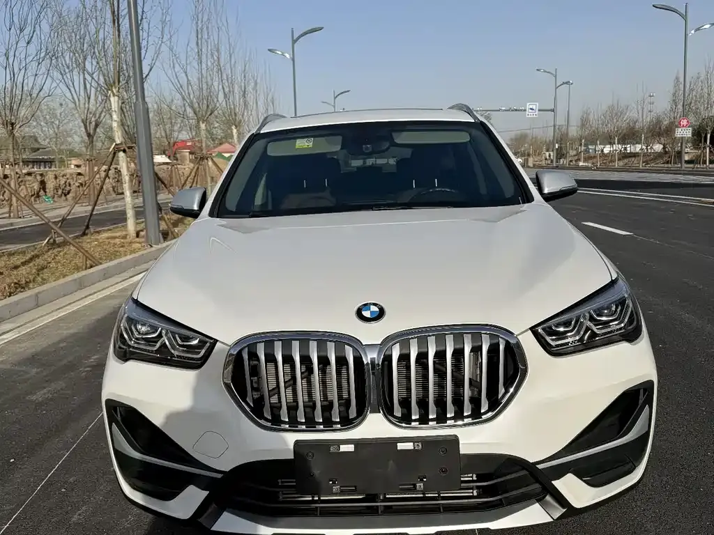 BMW X1 2022 sDrive20Li Fashion Model