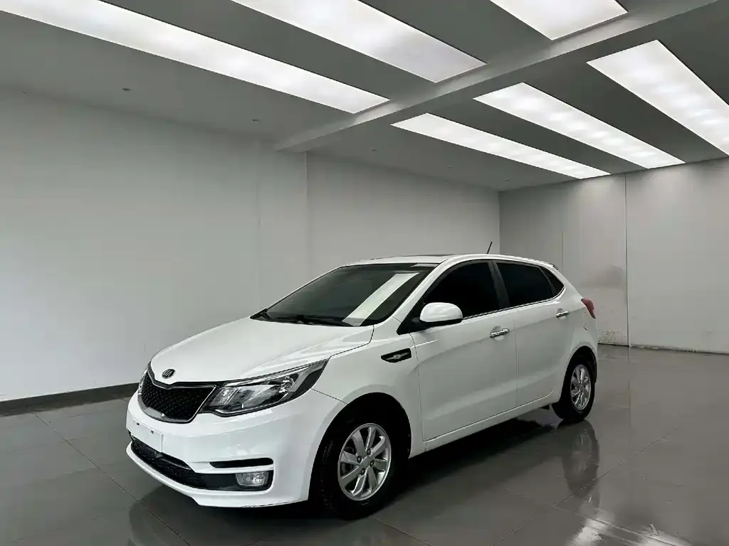 Kia K2 2015 hatchback 1.4L AT GLS cool version