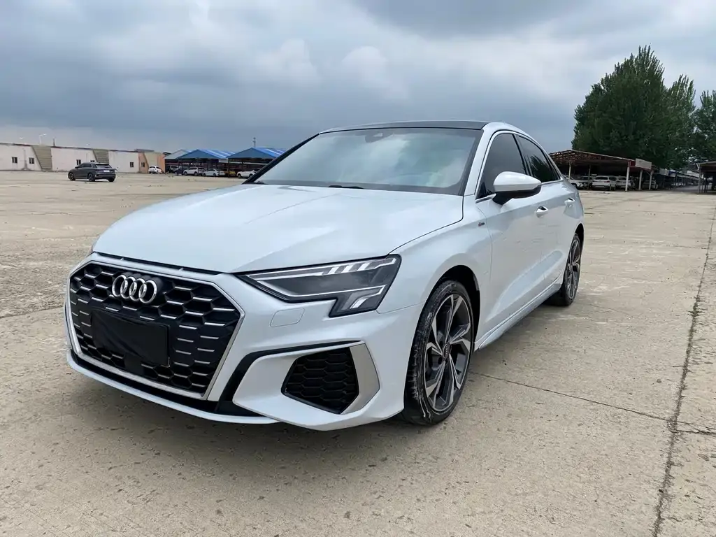 Audi A3 2022 A3L Limousine 35 TFSI luxury sports model