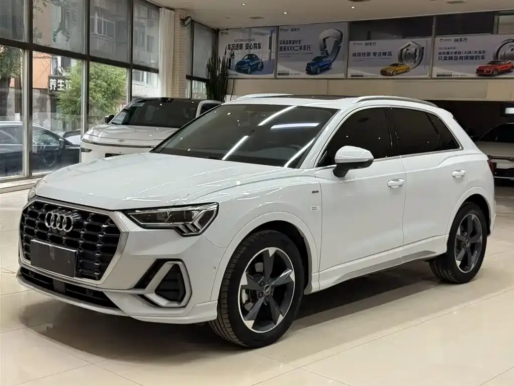 Audi Q3 2023 35 TFSI Fashionable and Dynamic (1.4T)