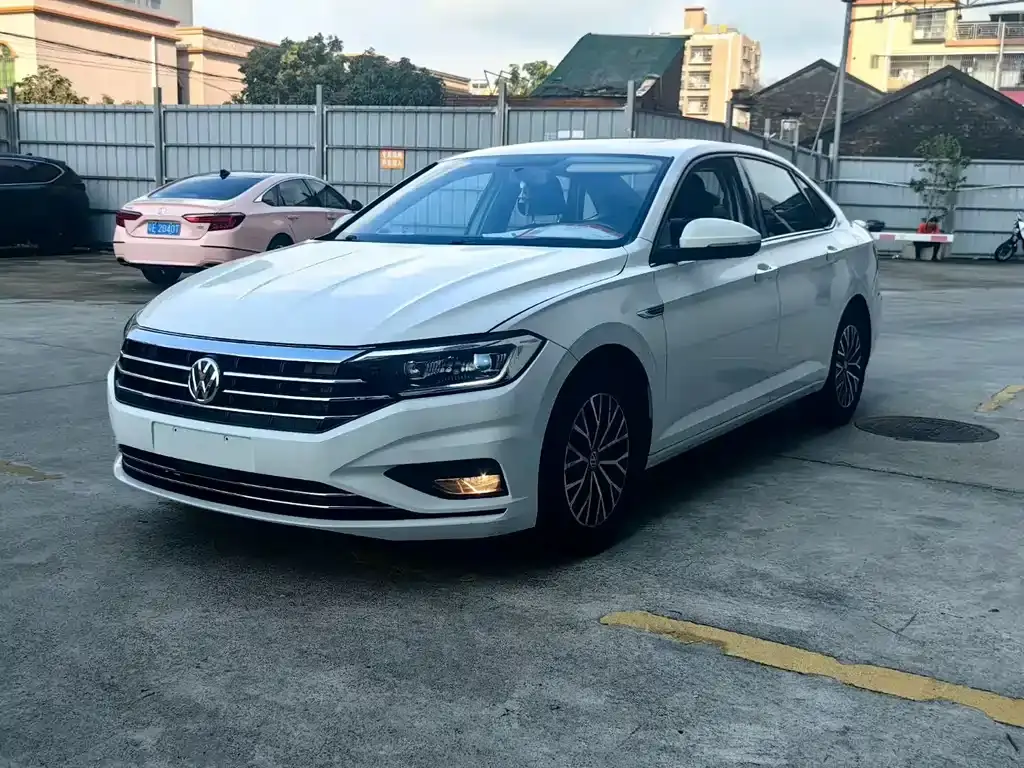Sagitar 2020 200TSI DSG comfort model National VI