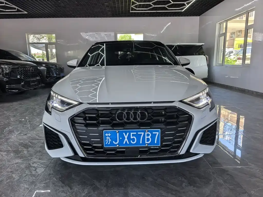 Audi A3 2021 A3L Limousine 35 TFSI Fashionable and Sporty