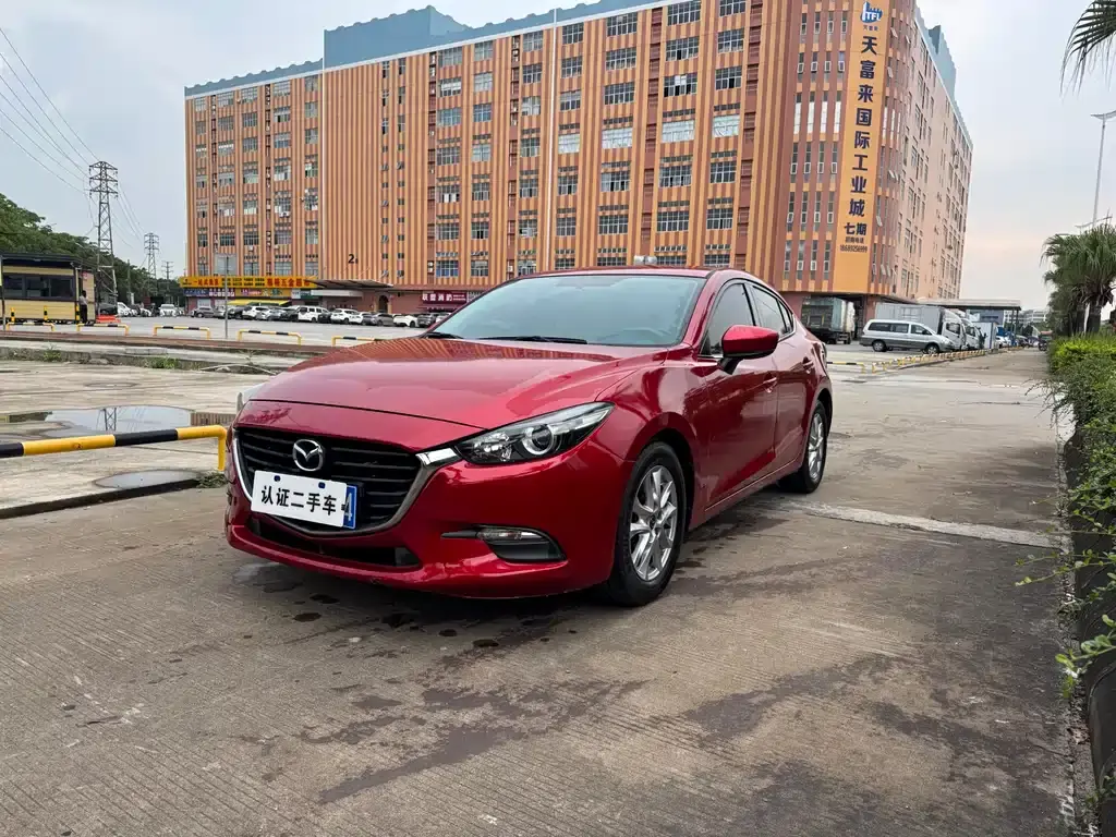 Mazda3 Angkesela 2017 Sedan 1.5L Automatic Comfort Type National V