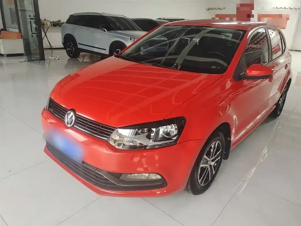 Polo 2014 1.4L manual fashion version