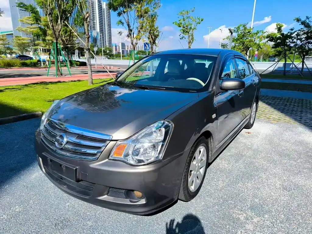 Sylphy 2009 2.0XL CVT luxury sunroof version