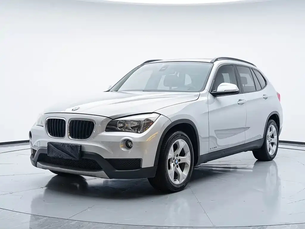 BMW X1 2013 sDrive18i Fashion Model