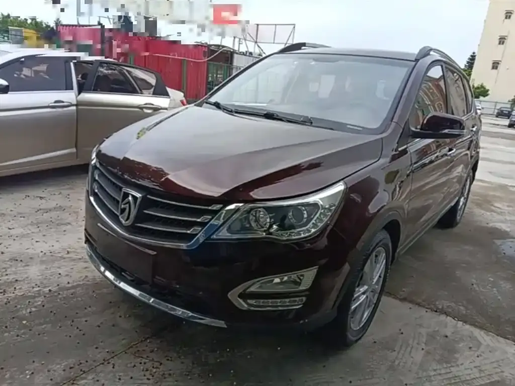 Baojun 560 2015 1.8L manual elite model