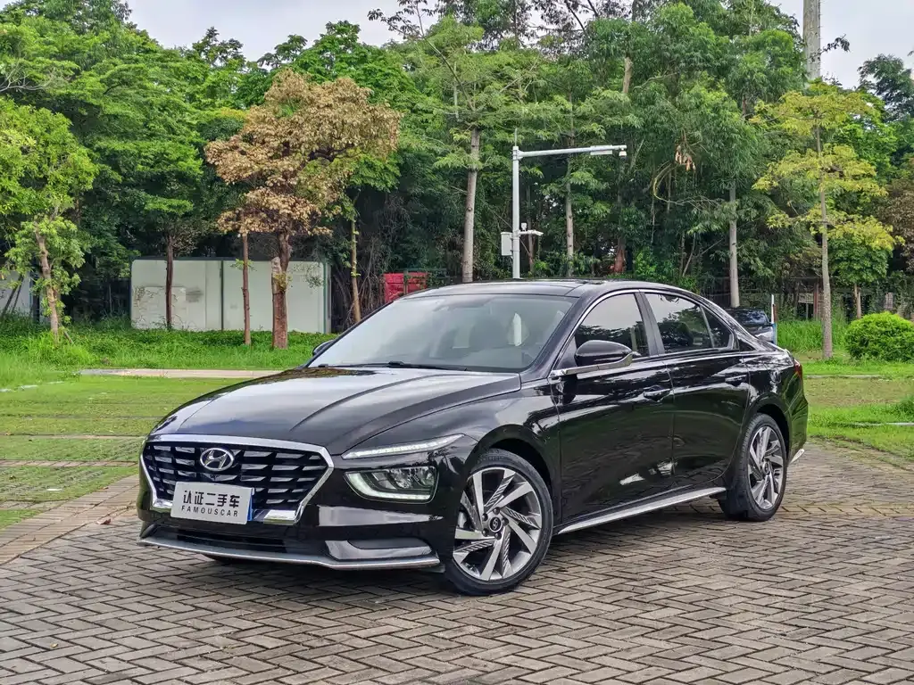 Mingtu 2021 1.8L CVT LUX Premium Edition